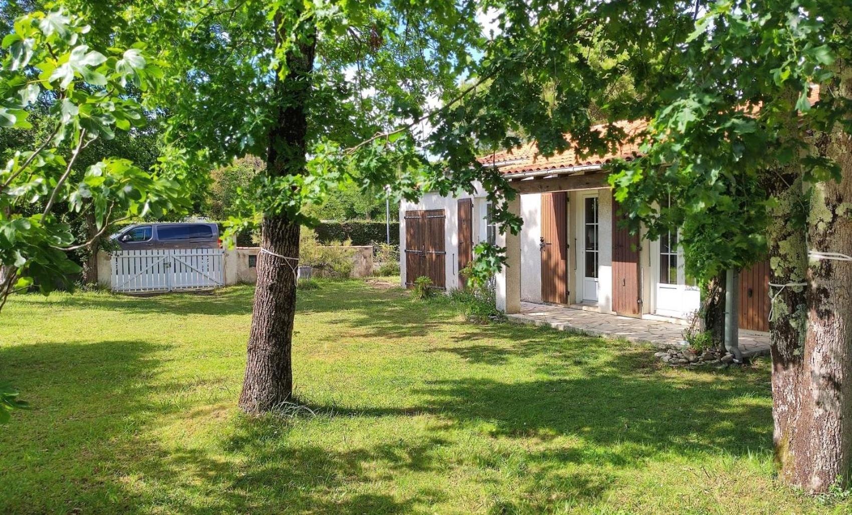 Maison A 8 Min A Pied De La Plage Avec Jardin Clos Et Ombrage Сен-Жорж-д'Олерон Екстериор снимка